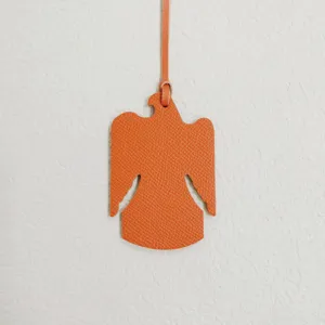 Colgante de bolso águila de cuero naranja y accesorio de auto, elegante amuleto animal.