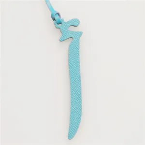 Light blue leather Arabic letter bag charm pendant stylish keychain fashion accessories