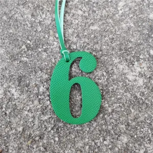Grüner Leder Nummer 6 Tasche Anhänger DIY Dekoration Handtasche Schlüsselanhänger Accessoire.