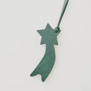 Echt lederen ster tas bedel hanger, elegante groene lederen sleutelhanger accessoire voor vrouwen.