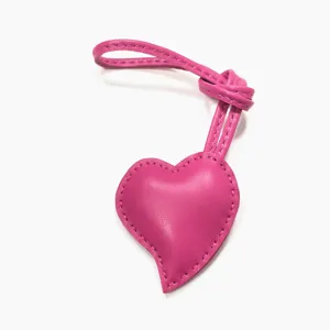 Rosa Lederherz Taschenanhänger mit Knotenschlaufe, süsser gepolsterter Anhänger für Taschen.