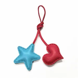 Breloque de sac étoile cœur en cuir fait main mignon porte-clés pendentif cadeau