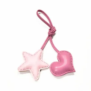 Breloque sac étoile cœur cuir fait main mignon rose pendentif accessoire détail