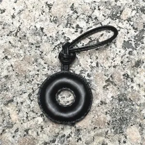 Black leather letter O bag charm, lambskin alphabet pendant for women handbag and car accessories.
