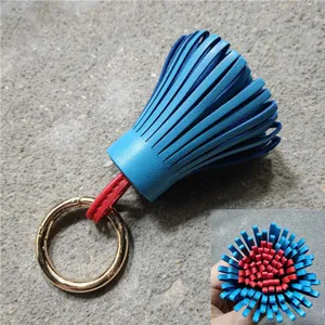 Leder Quaste Taschenanhänger zweifarbig Schlüsselanhänger Auto Deko blauer roter Anhänger chic