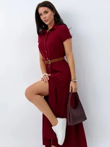 Elegantes einfarbiges Midikleid mit Gürtel, ideal für schicke Sommer Büro Pendler Kleidung.