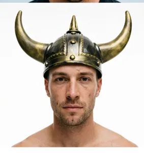Viking hoorn helm plastic kostuum detail opname voor Halloween feest stage optreden