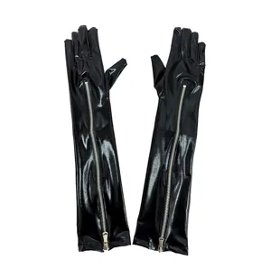 Zwarte lakleren lange handschoenen met zilveren rits voor toneelvoorstellingen en cosplay feesten.