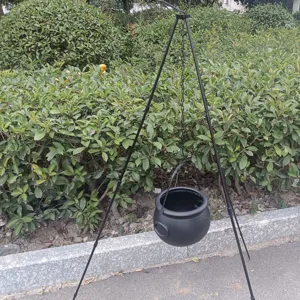 Halloween Outdoor Tripod Stand And Hanging Witch Cauldron Black Portable Bonfire Grill For Camping Party Decoration