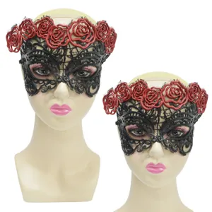 Masque de mascarade en dentelle noire avec serre-tete de roses rouges, fete d'Halloween.