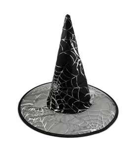 Zwarte Halloween heksenhoed met zilveren spinnenwebontwerp voor feestjes en cosplay.