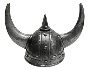 Vista de cerca detallada del accesorio de casco con cuernos vikingo plateado vintage.