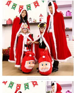 Kerst familie bijpassende rode fluwelen mantel cape met leuke kerstman tas voor feestjes.