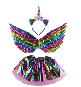 Ensemble de costume de licorne arc-en-ciel pour enfants avec ailes, serre-tête et jupe tutu.