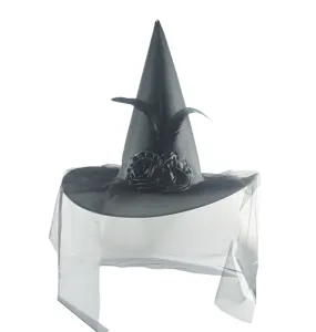 Cappello da strega nero di Halloween con rose piume e velo a rete per dettagli costume.