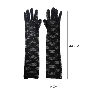 Schwarze lange Spitzenhandschuhe Detail mit Maßen von 44cm und 9cm für elegante Hochzeiten.