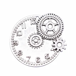 Pendente orologio ingranaggio in lega argentata accessorio gioielli fai da te artigianato