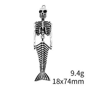 Vintage silbernes Skelett Meerjungfrau Anhänger gothic DIY Schmuck Accessoire 18x74mm 9,4g