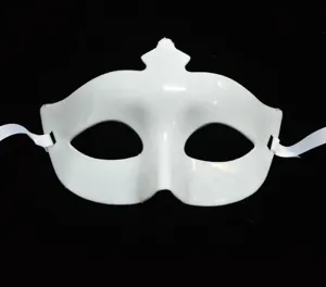 Witte Puntige Maskerade Masker Voor Kinderen Volwassenen Verkleedfeest Kostuum Accessoire DIY Overschilderbaar Plastic Masker
