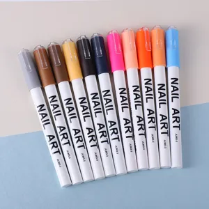 Set van kleurrijke nail art pennen sneldrogende fijne liner pennen voor DIY nageldesign.