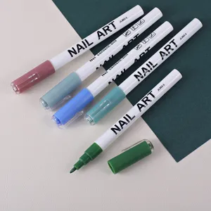 Professionele nail art pennen set voor DIY manicure, sneldrogende fijne lijntjes.