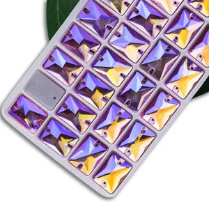 Strass en verre rectangulaires à double trou, couleur AB pour coudre des vêtements.