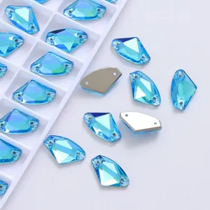 Blauwe AB Kleur Bijl Vorm Opsnaaibaar Glas Strass Steentjes Dubbele Gaten DIY Accessoires