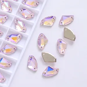 K9 kristal bijl-vormige opnaaiende glas strass steentjes met twee gaten, AB kleur accessoires.