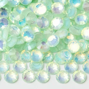 Flatback glass rhinestones for DIY nail art crafts and phone case decoration, crystal gems.
