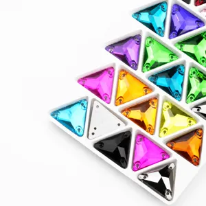 Strass triangolari colorati da cucire retro piatto per accessori abbigliamento DIY dettaglio