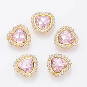 Accessoires DIY en strass coeur rose avec bordure en cristal pour la creation de bijoux.