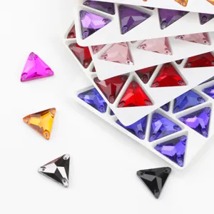Strass in Cristallo di Vetro Piatto a Triangolo da Cucire per Accessori di Abbigliamento Artigianato Fai da Te