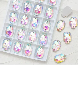 Bunte Kristall Totenkopf Flatback Strasssteine fuer DIY Handgemachte Schmuck Details