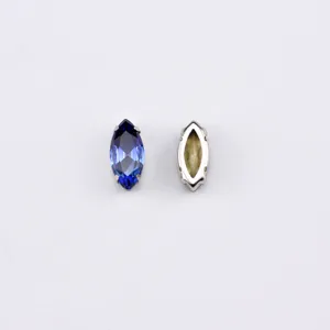 Pierre precieuse en cristal bleu degrade marquise 7x15mm avec monture pour bijoux.