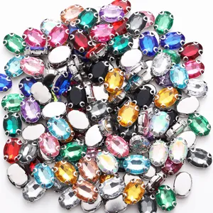 Strass in vetro ovale colorato con montatura in metallo per cucito e abiti da sposa fai da te.