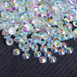 Strass en verre cristal plat AB étincelants pour nail art et décoration de vêtements.