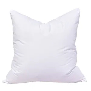 Cuscino quadrato bianco in cotone, morbido interno imbottito per letto e divano.
