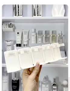 Étagère murale blanche connectable à 5 compartiments pour armoire de toilette et maquillage.