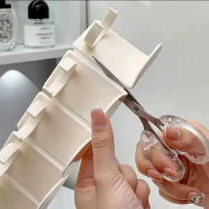 Organisateur de cosmetiques en rangee decoupable etagere de rangement en plastique.