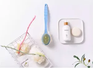 Conjunto de cepillos de baño de mango largo con cerdas suaves para una limpieza corporal profunda.