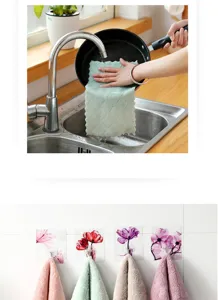 Thickened coral fleece cleaning cloth for kitchen dishwashing and daily household wiping tasks.