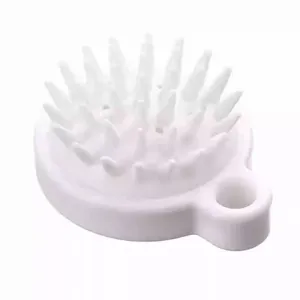 Weißer Kopfmassagebürste aus Silikon für die Haarwäsche mit Aufhängelloch für die tägliche Dusche.
