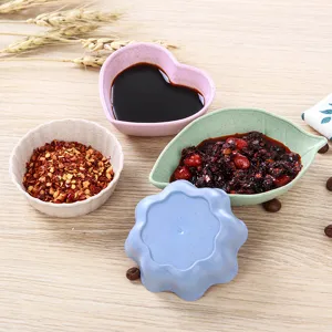 Wheat straw mini sauce dish set heart leaf shaped cute small vinegar plates for kitchen snack.