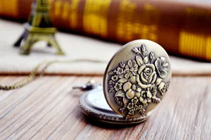 Vintage bronze blumen gepraegte taschenuhr quarz halskette anhanger retro geschenk