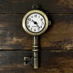 Vintage key shaped quartz pocket watch necklace pendant bronze retro fashion clock ornament