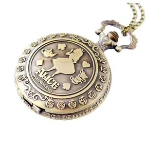 Montre de poche à quartz en bronze vintage avec motif Alice au pays des merveilles.