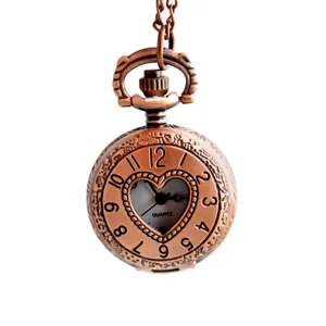 Vintage bronzen kwarts zakhorloge met holle hart wijzerplaat en ketting voor trui