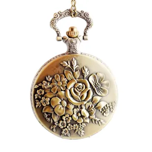 Antike bronzefarbene Quarz Taschenuhr mit gepraegtem Rosen Blumen Design Anhaenger Zubehoer
