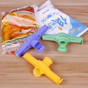 Food sealing clip with pouring spout plastic bag sealer kitchen gadget for snack storage