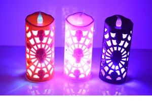 Bougie LED Halloween toile d'araignée crâne creux coloré lumineux décoration détail